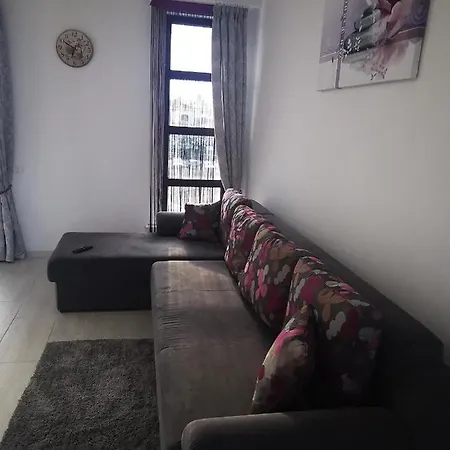 Apartament Arinyko *