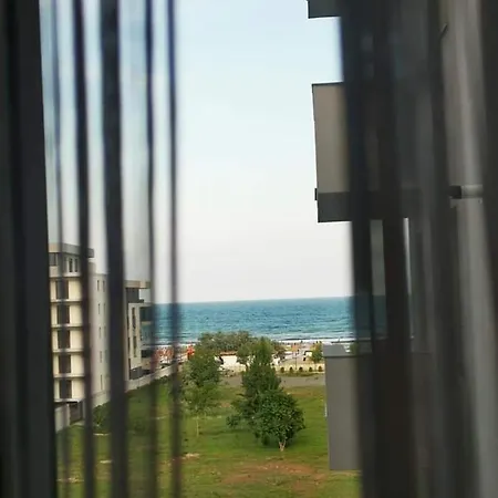 Apartament Arinyko Năvodari